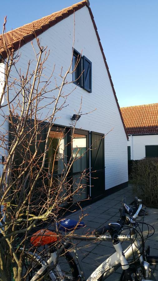 Villa Vakantiehuisje Lora à Middelkerke Extérieur photo